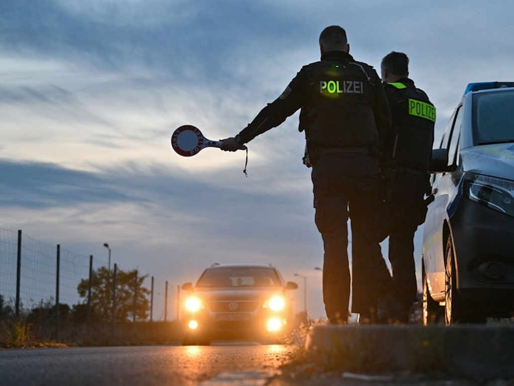 U Njemačkoj privedeno pet bh. državljana, vozio ih Crnogorac