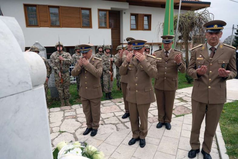U Sarajevu obilježena 21. godišnjica 2. pješadijskog puka OSBiH i Dan Armije RBiH