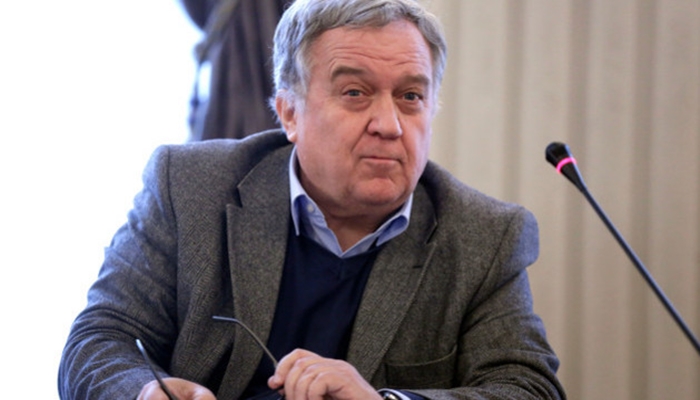 izlazi 6. rođak svakodnevna emisija s prijateljima