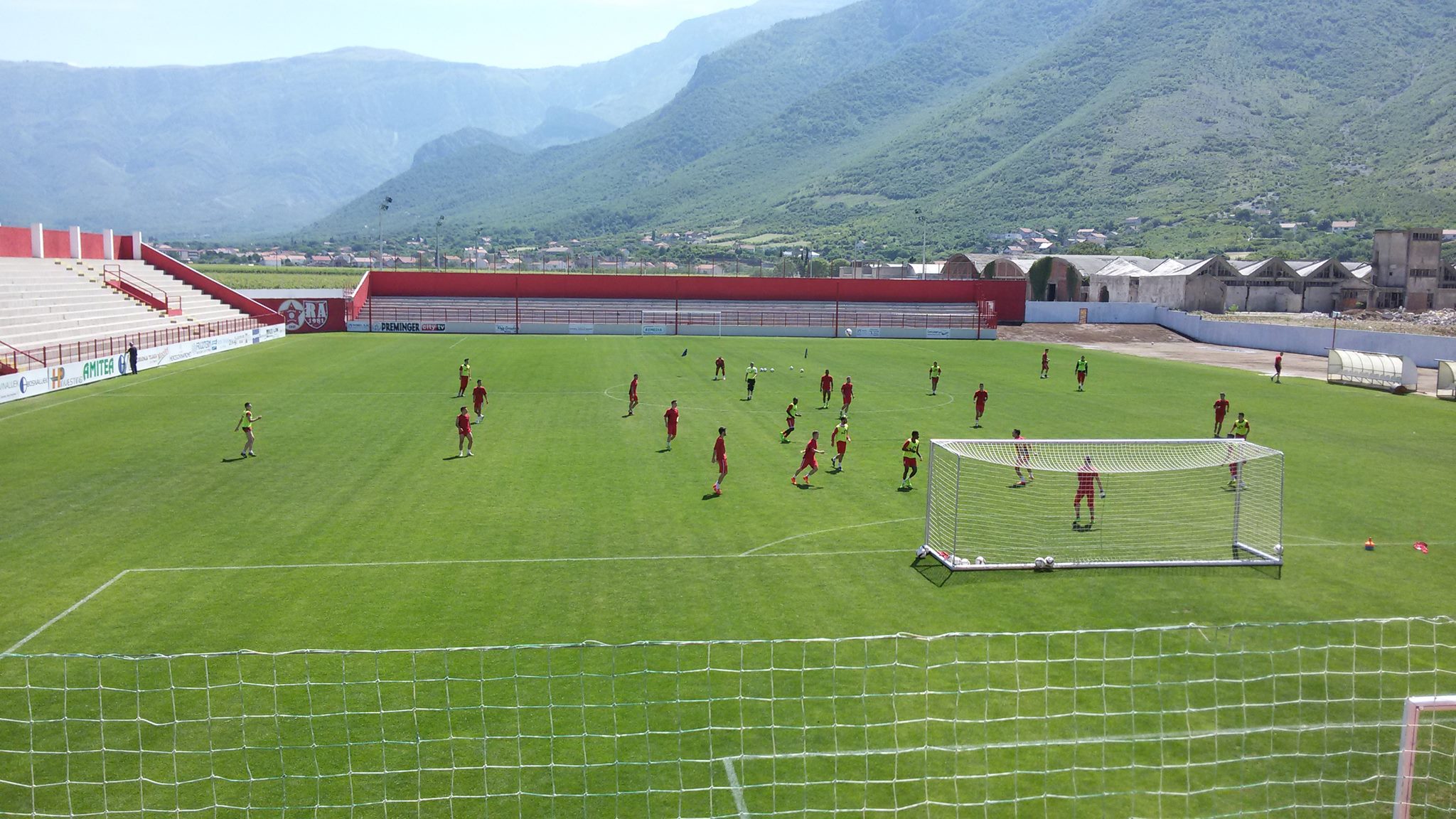 Traju radovi na stadionu Veleža, slijede reflektori na ...