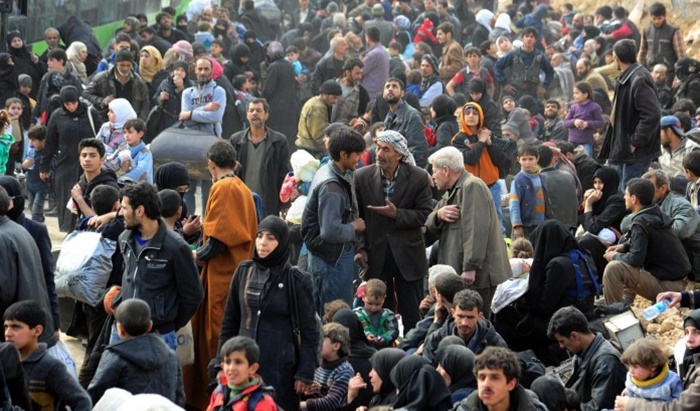 700.000 raseljenih iz Idliba je u pokretu prema turskoj granici