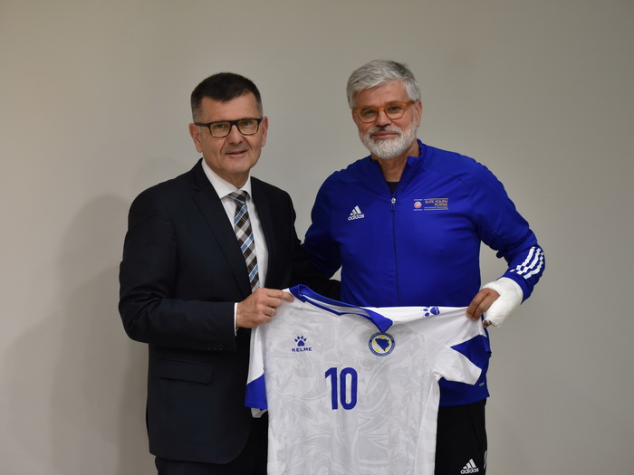 Aljoša Asanović u posjeti NS/FS BiH: Podrška UEFA-e