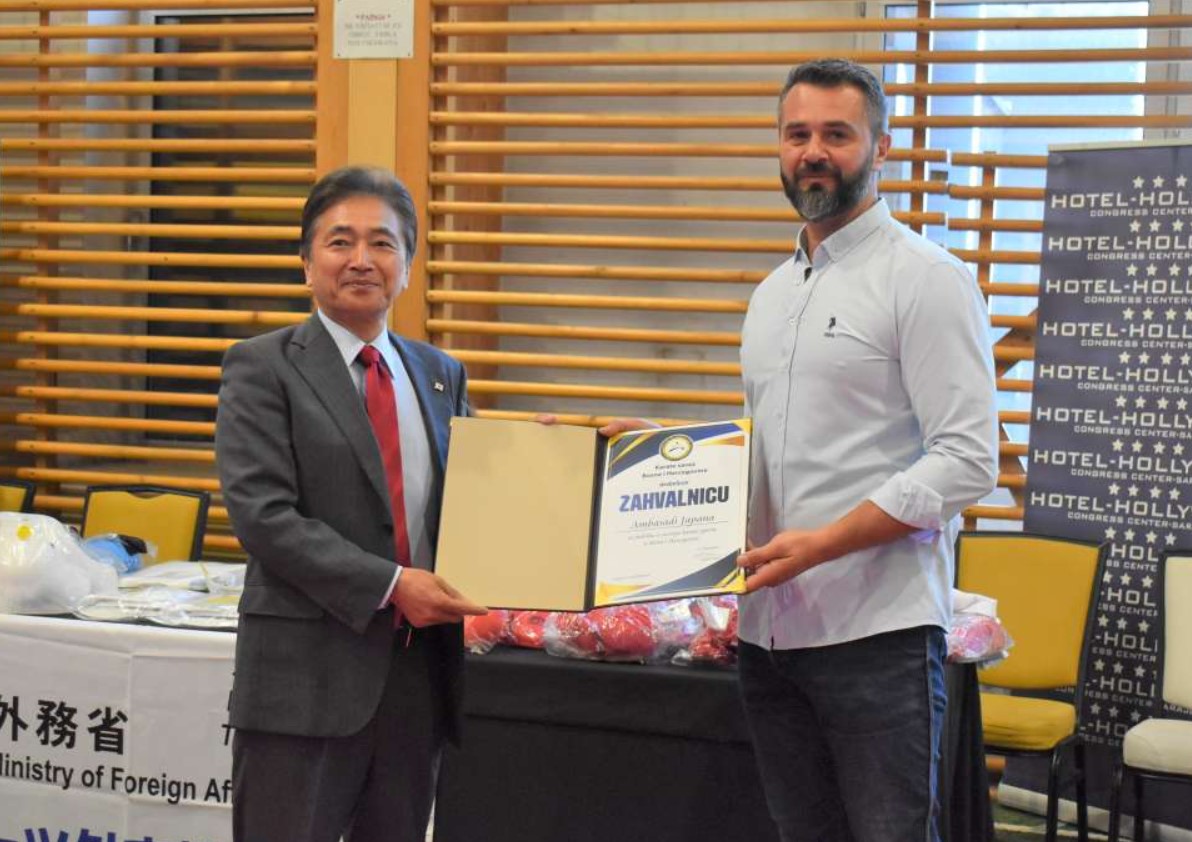 Ambasador Japana prisustvovao primopredaji sportske opreme Karate savezu BiH