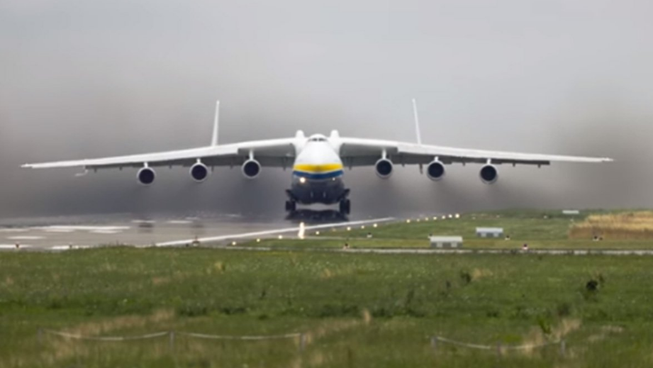 Antonov An-225 - najveći avion na svijetu