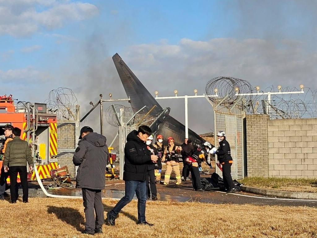 Avion je u 8:57 dobio upozorenje, u 9:03 se srušio