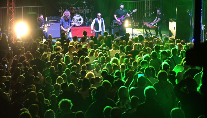 Bebek održao koncert u Jajcu, zabilježena rekordna posjećenost