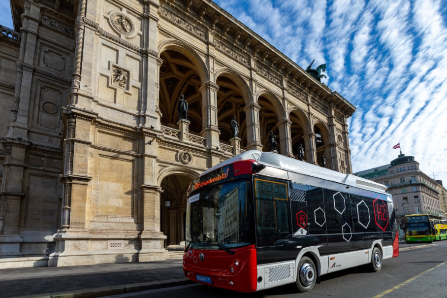 Beč mijenja e-autobuse za autobuse na bateriju i vodik