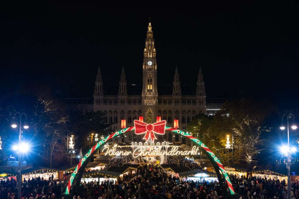 Beč se priprema za 14 adventskih i božićnih marketa