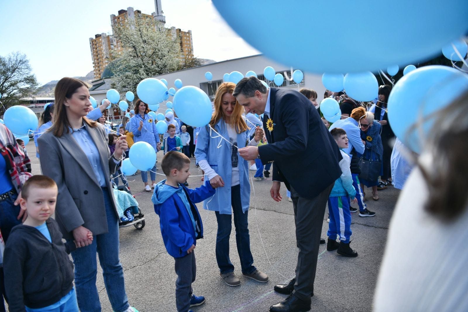 Bećirović prisustvovao obilježavanju svjetskog Dana svjesnosti o autizmu