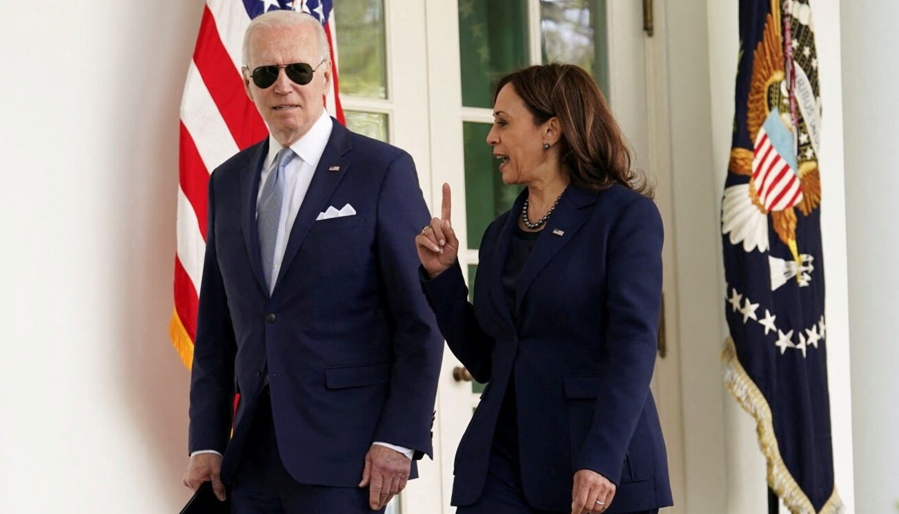 Biden i Harris objavili koliko su zaradili i koliki su porez platili u 2021.