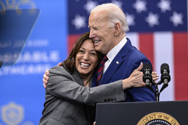 Biden u ponedjeljak simbolično predaje rukovođenje strankom Kamali Harris