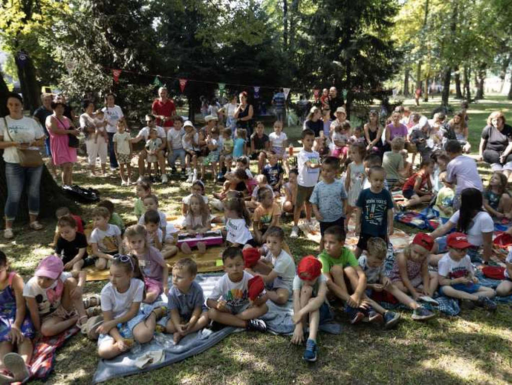 Bihaćki mališani kroz festival upoznali popularna zanimanja