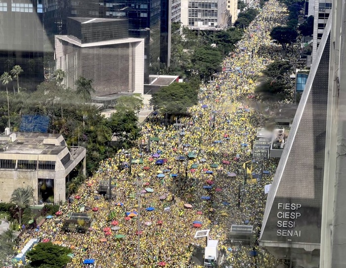 Brazilci na ulicama: Desetine hiljada protestuju zbog kaznene istrage Bolsonara