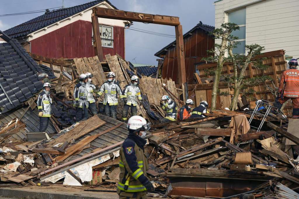 Broj poginulih u zemljotresu u Japanu povećao se na 92, a nestalih na 242