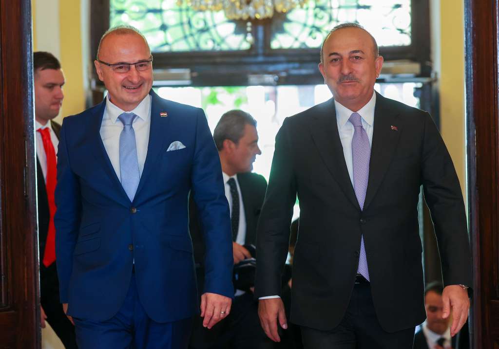 Cavusoglu: Erdogan uskoro u Zagrebu, nadam se dogovoru o Izbornom zakonu