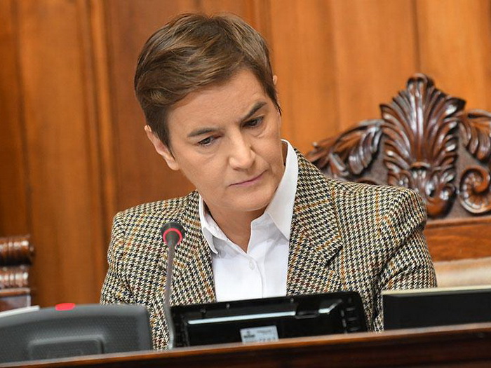 Cirkus Ane Brnabić na X-u, svađa se s Violom von Cramon: Vučić je elegantnije prikrio izbornu prevaru