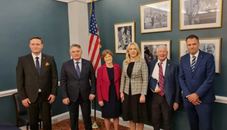 Cvijanović, Bećirović i Komšić sa američkim senatorima