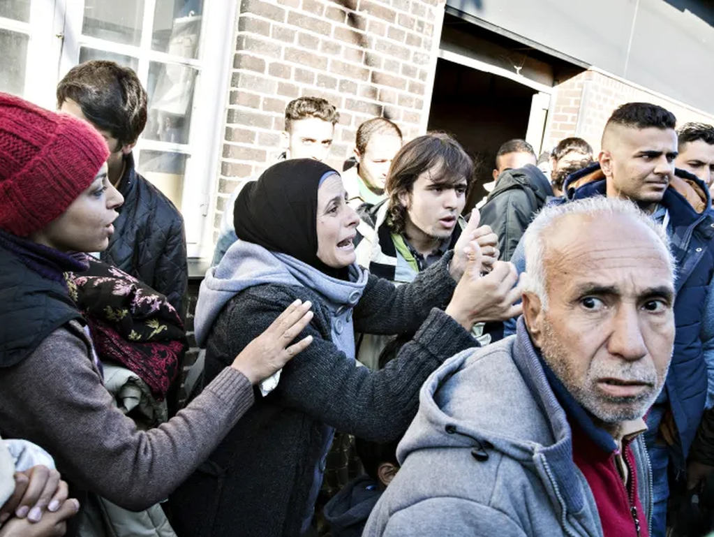 Danska 'tjera' Sirijce iz države, nudi im ogroman novac da idu kući