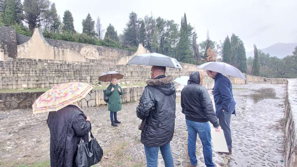 Delegacija Memorijalnog centra Srebrenica u posjeti stratištima u Mostaru, Stocu i Grabovici