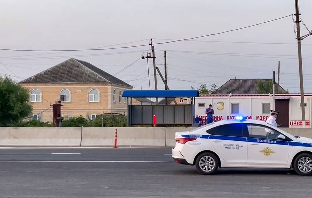 Detalji napada u Dagestanu: Ubijeno šest policajaca, popu prerezan grkljan