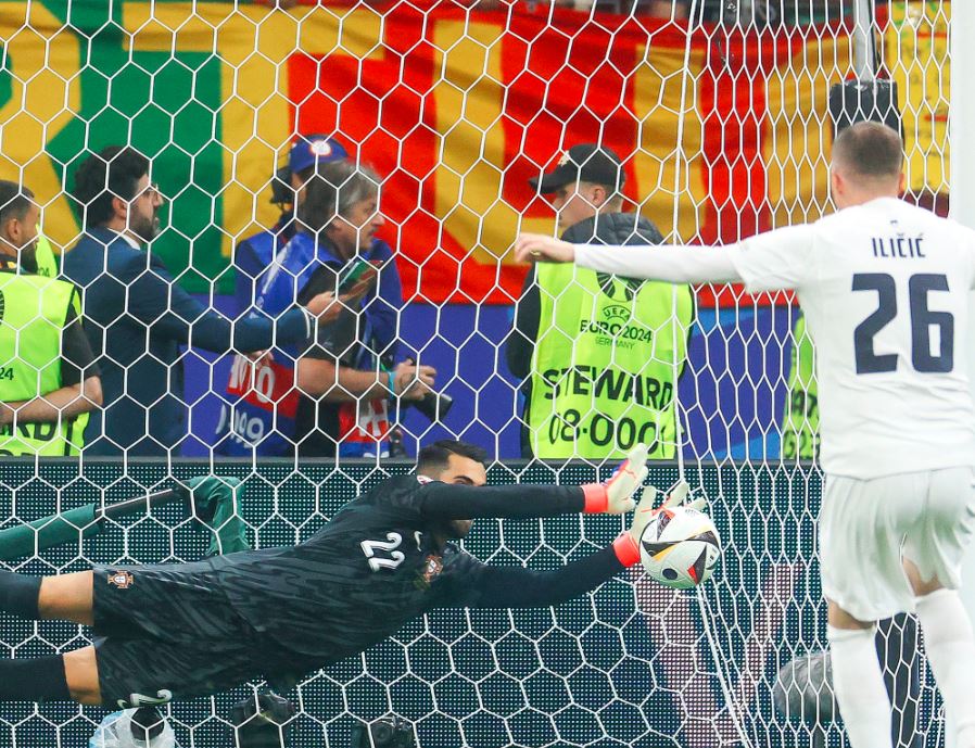 Diogo Costa junak Portugala nakon penal drame protiv Slovenije!