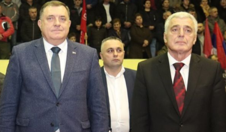 Dodik čestitao Prodanoviću pobjedu za načelnika Bratunca