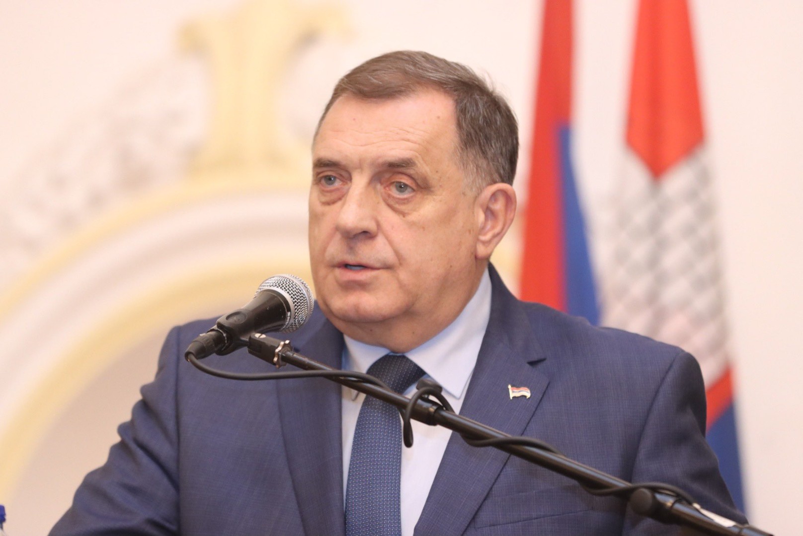 Dodik: Forti preporučujem da se ne bavi bajkama