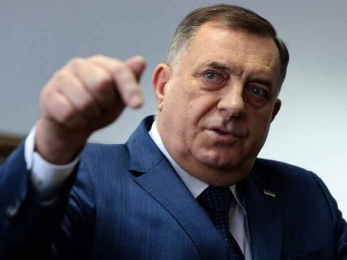 Dodik: Odgovor na presudu u dvije faze, jedna uključuje Srbiju