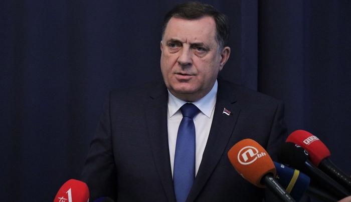 Dodik: Preglasan sam, Komšić treba da podnese ostavku