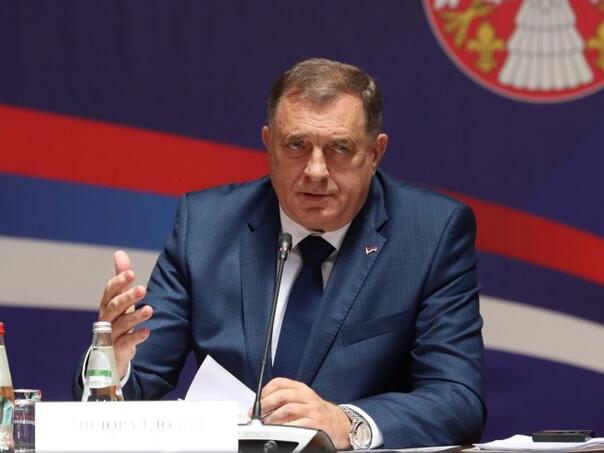 Dodik tvrdi da je RS država koja nema dan državnosti