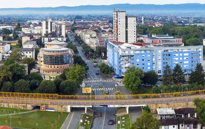 Drama u Bos. Gradišci: Pretučeni mladić završio u hitnoj