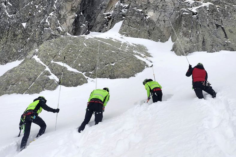 Državljani Norveške i Švicarske poginuli poginuli u lavinama na Alpama