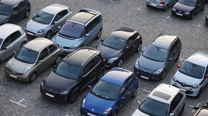 Državljanima Srbije besplatan parking u Banjaluci u znak zahvalnosti