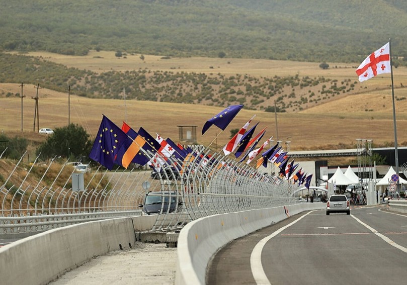 EU ponovo uvodi vize za zvaničnike i diplomate Gruzije