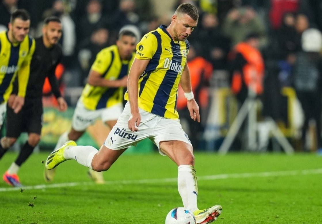 Fenerbahce stao uz Džeku nakon promašenog penala 