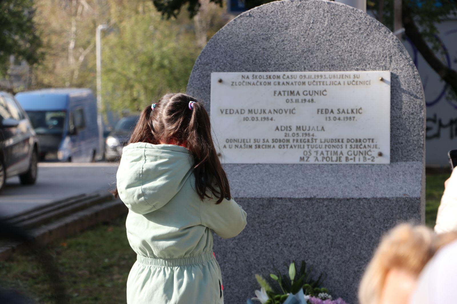 Foto: 30. godišnjica od ubistva učiteljice Fatime Gunić i njenih učenika