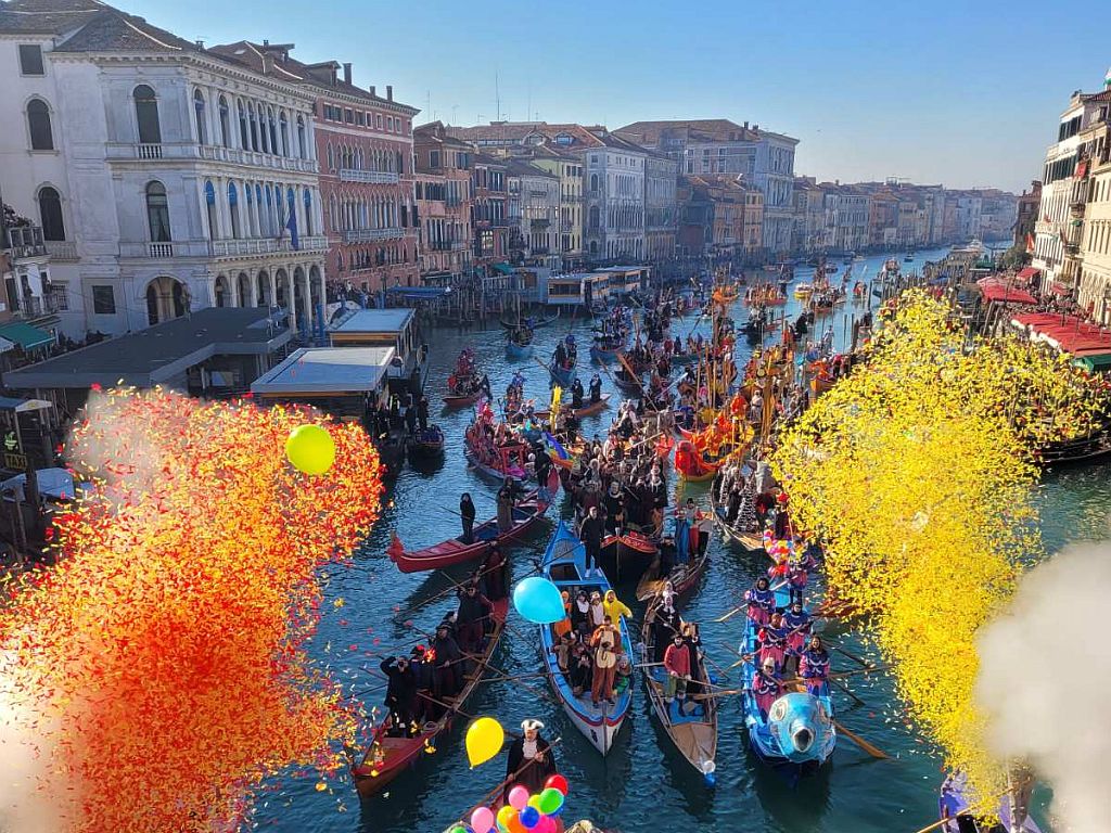 Foto: Počeo karneval u Veneciji, najpoznatiji na svijetu