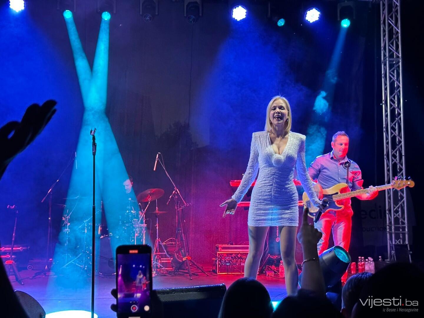 FOTO&VIDEO / Rozga u Hercegovini priredila koncert za pamćenje, pogledajte atmosferu