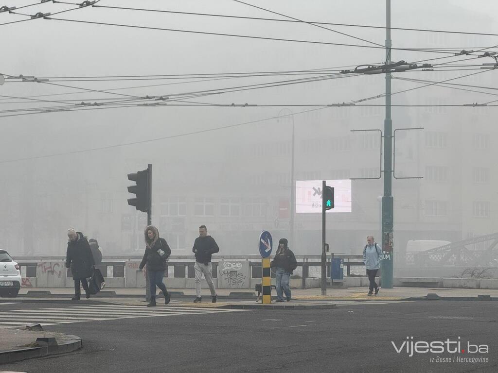 Foto: Zrak u Sarajevu jutros veoma nezdrav