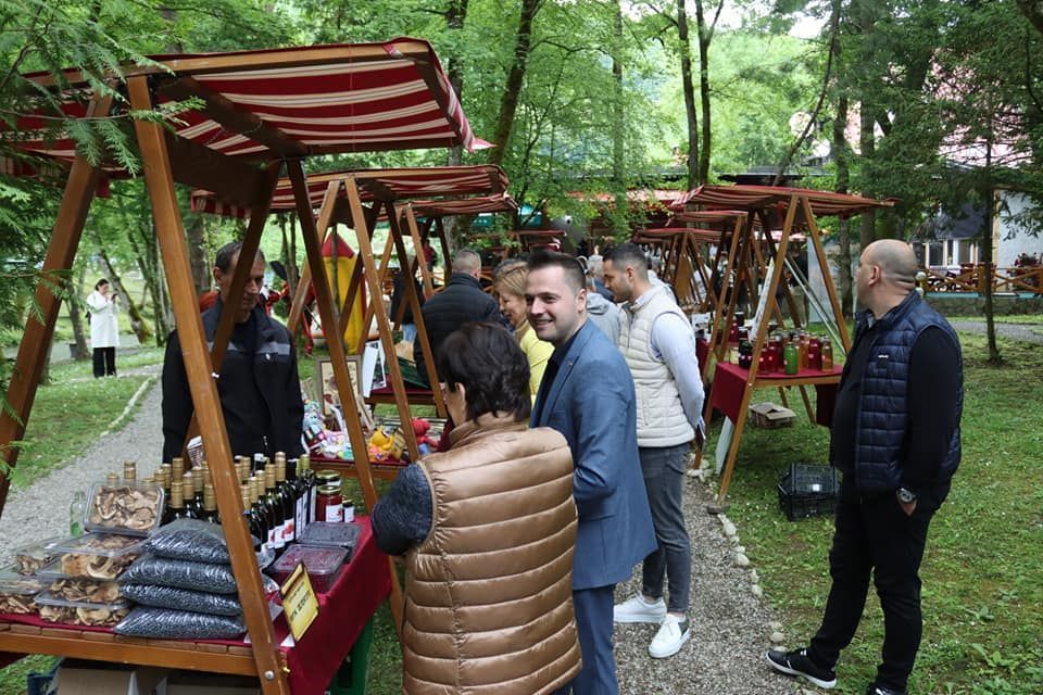 Gastrofest Foča otvorio turističku sezonu, posjetioci oduševljeni