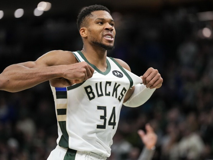 Giannis ubacio rekord sezone u NBA ligi