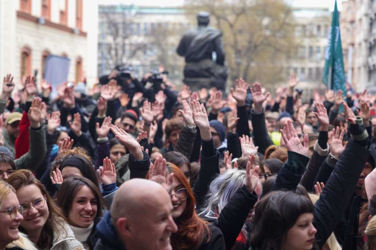 Glumci u Srbiji u štrajku podrške studentima