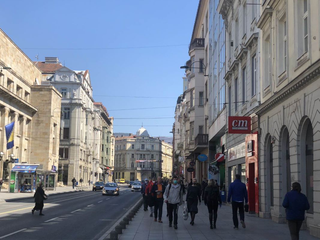 Građani BiH za siromaštvo u zemlji krive korupciju i političku kontrolu ekonomije