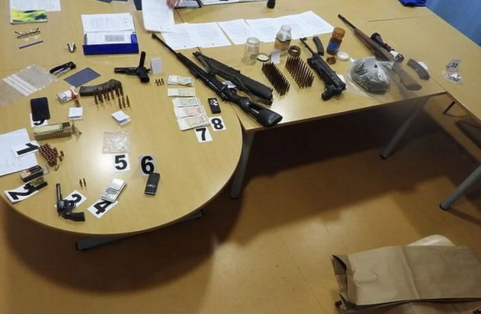 Granična policija zaplijenila oružje, municiju i drogu