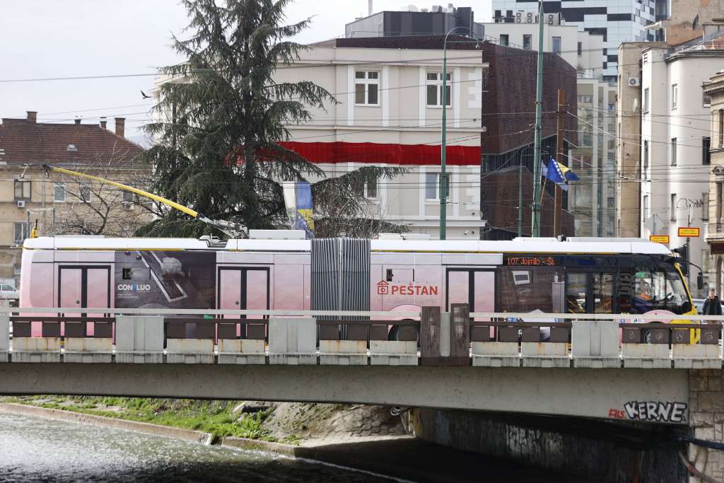 GRAS: Izmjena režima saobraćaja zbog održavanja 'Austrijskog bala'