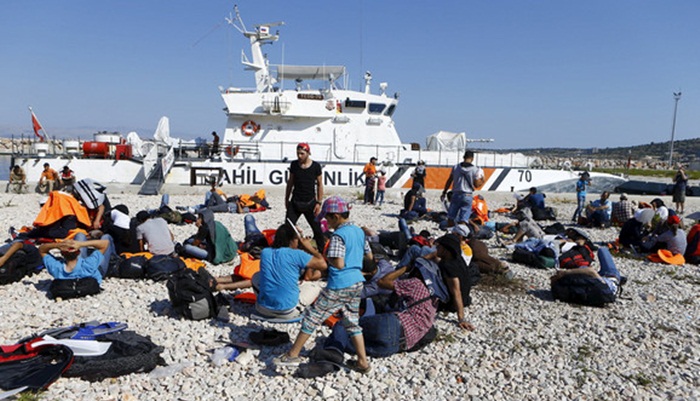 Grčka će prebaciti stotine migranata s ostrva Lezbos na kopneni dio zemlje