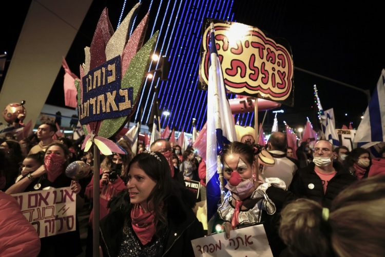 Hiljade Izraelaca protestovalo protiv Netanyahua zbog pandemije