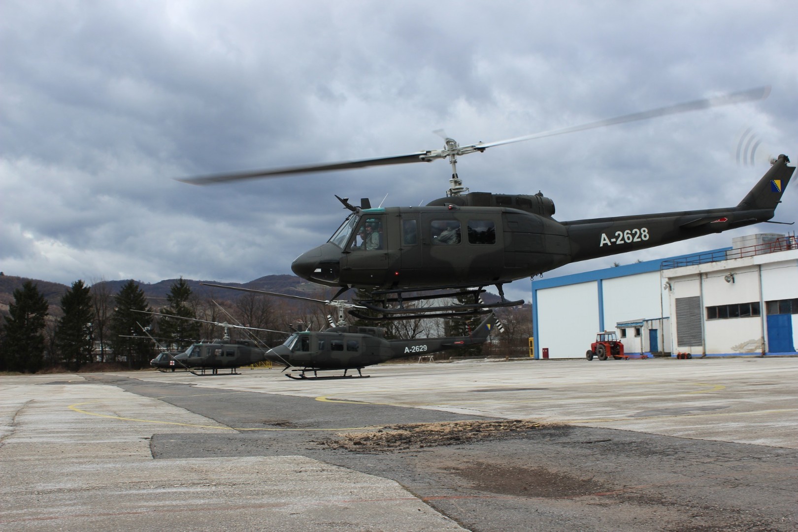 Intenzivni preleti helikoptera OSBiH: Ministarstvo odbrane objasnilo razlog