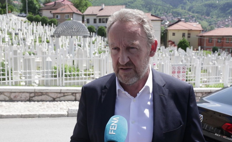 Izetbegović: Treba čuvati mir u BiH i raditi na modernoj državi