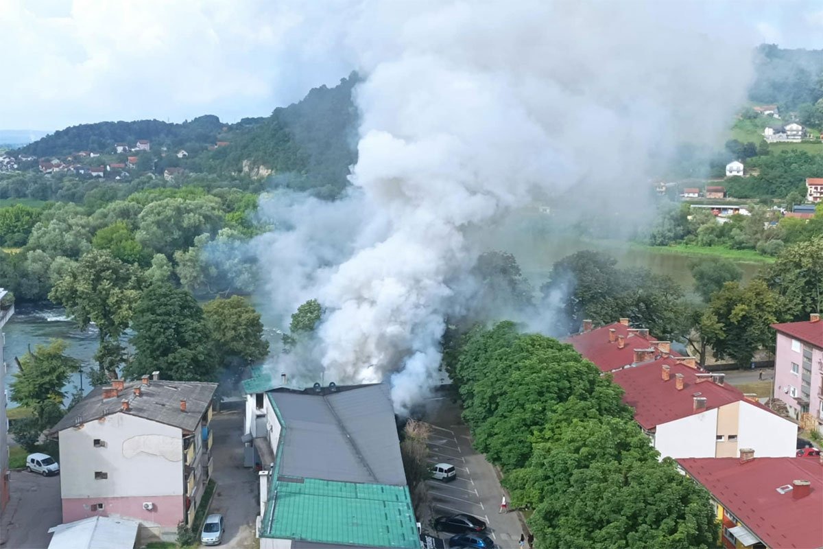 Izgorio ugostiteljski objekat u Bosanskom Novom